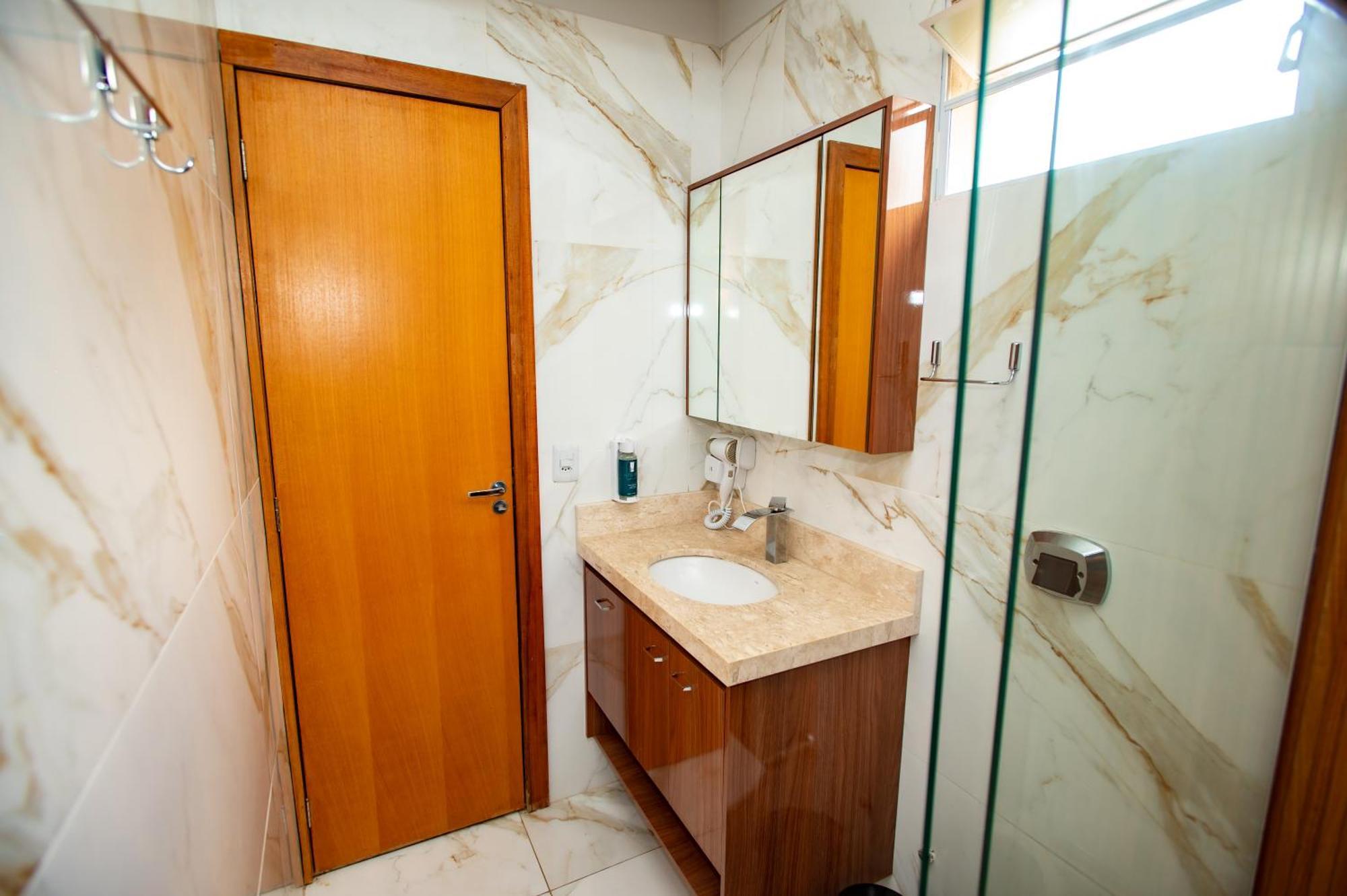Hotel 365 Cuiabá Extérieur photo